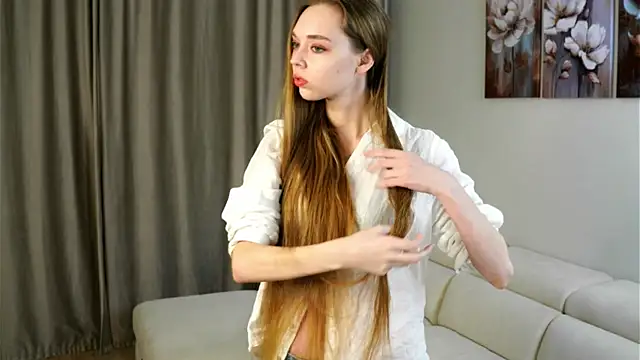 HermaFrain online show from April 4, 2026, 8:37 pm