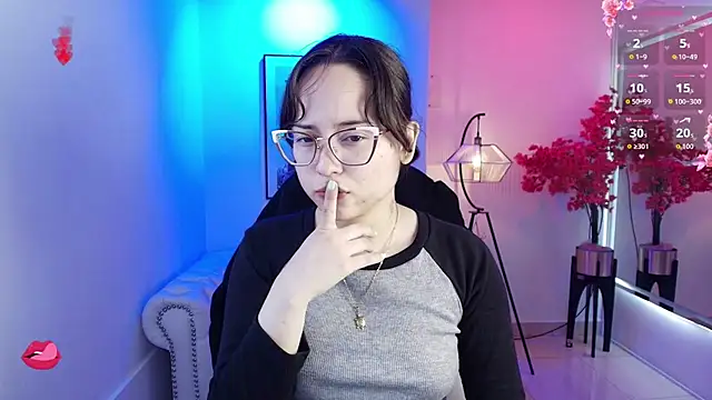 Shady bug online show from April 7, 2026, 7:48 pm