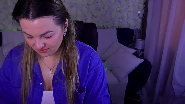 AlissyaGrayy online show from June 1, 2026, 5:40 am