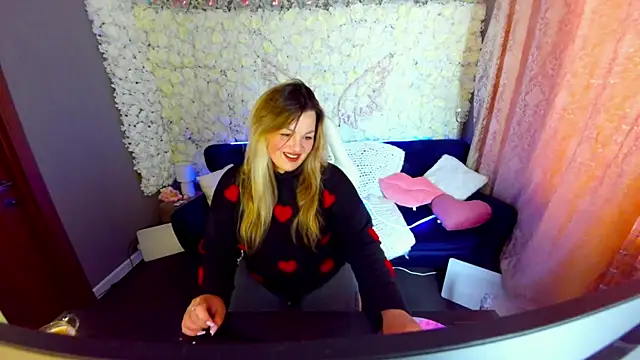 AlissyaGrayy online show from April 14, 2026, 1:27 pm