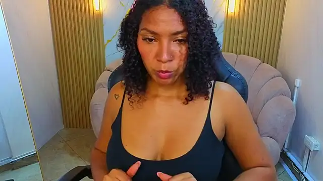 Scarletth b online show from March 24, 2026, 3:39 am