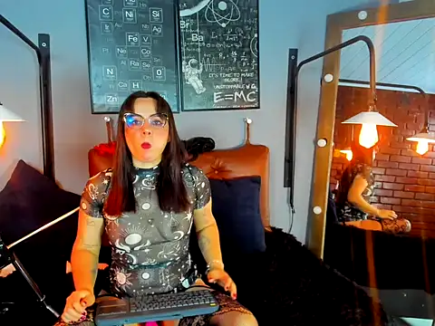 Ginger lovegood online show from March 27, 2026, 3:24 pm