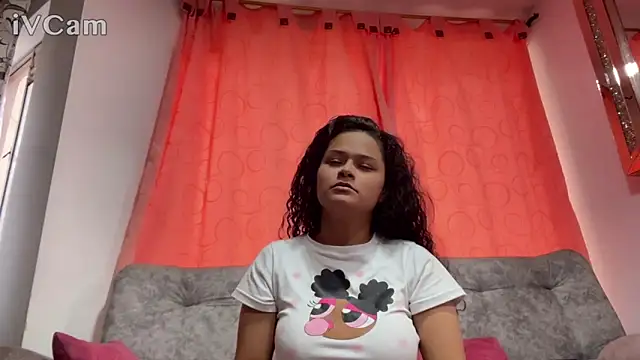 leoylia online show from March 17, 2026, 10:13 pm