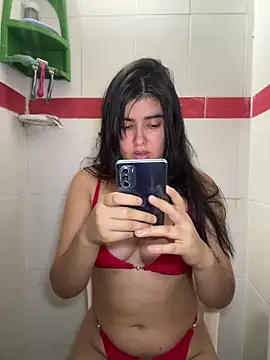 LinaEvansonn online show from March 30, 2026, 7:37 pm