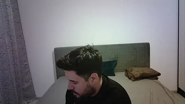 Gianiboy99 online show from April 29, 2026, 10:27 pm