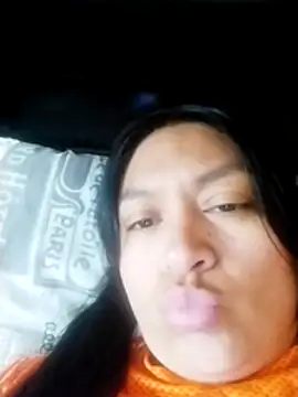 Snapshot of LatinSquirtBaby chatting on June 17, 2026, 7:35 pm LatinSquirtBaby online show from June 17, 2026, 7:35 pm