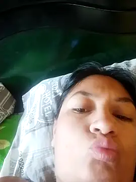 Snapshot of LatinSquirtBaby chatting on June 7, 2026, 7:30 pm LatinSquirtBaby online show from June 7, 2026, 7:30 pm