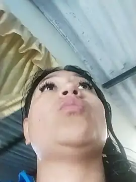 Snapshot of LatinSquirtBaby chatting on May 15, 2026, 7:01 pm LatinSquirtBaby online show from May 15, 2026, 7:01 pm