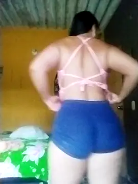Snapshot of LatinSquirtBaby chatting on June 11, 2026, 10:18 pm LatinSquirtBaby online show from June 11, 2026, 10:18 pm