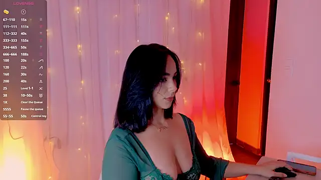 ImLeana XXX online show from March 26, 2026, 7:23 pm