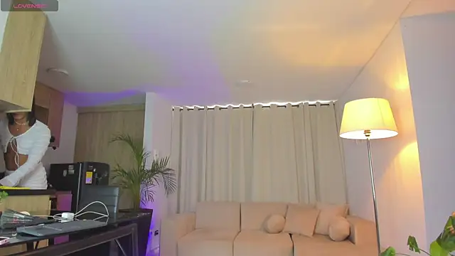 Aleja evangeline online show from April 11, 2026, 8:23 pm