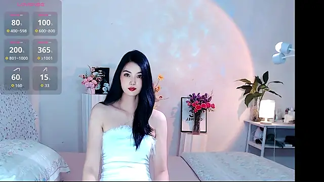 Snapshot of Evelyn-007 chatting on April 19, 2026, 10:49 am Evelyn-007 online show from April 19, 2026, 10:49 am