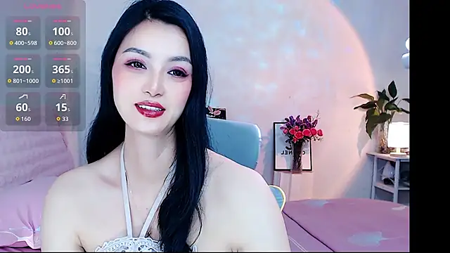Snapshot of Evelyn-007 chatting on April 21, 2026, 11:06 am Evelyn-007 online show from April 21, 2026, 11:06 am