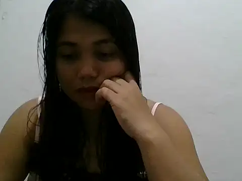 exotic032 online show from April 15, 2026, 4:40 am