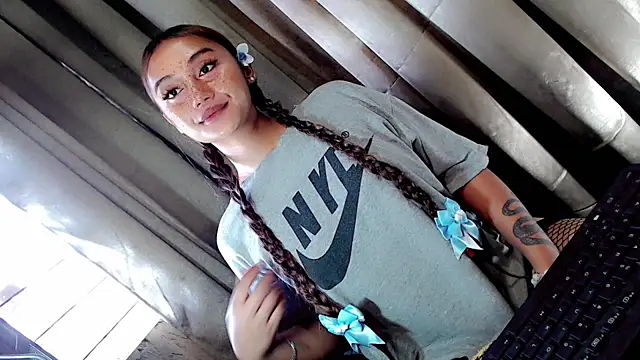 Jessicasfantasy online show from April 7, 2026, 11:50 pm