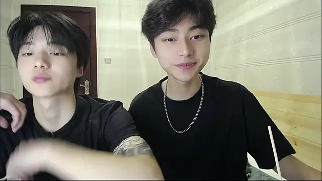 Snapshot of XX-XIUXIU chatting on May 12, 2026, 1:50 pm XX-XIUXIU online show from May 12, 2026, 1:50 pm