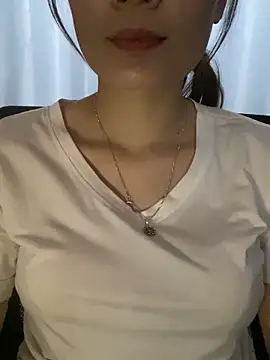 -Eidieea- online show from April 18, 2026, 1:30 am