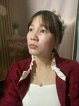 -Eidieea- online show from March 24, 2026, 2:44 am