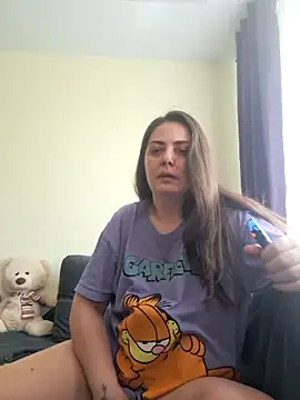 Snapshot of Arya_Malone chatting on May 19, 2026, 8:10 am Arya Malone online show from May 19, 2026, 8:10 am