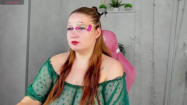 Snapshot of Virginia_Robinson chatting on June 11, 2026, 9:06 am Virginia Robinson online show from June 11, 2026, 9:06 am