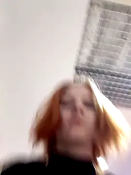 NinaParri online show from April 7, 2026, 3:08 am