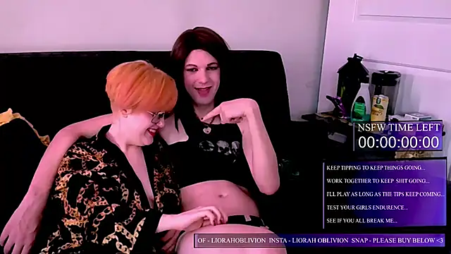Snapshot of LiorahOblivion chatting on May 21, 2026, 8:28 pm LiorahOblivion online show from May 21, 2026, 8:28 pm