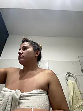 Snapshot of rafaella_stefano chatting on July 19, 2026, 9:44 pm rafaella stefano online show from July 19, 2026, 9:44 pm