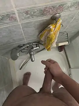 Emirr10 online show from April 9, 2026, 5:52 pm