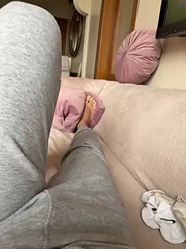 Emirr10 online show from March 22, 2026, 10:50 am