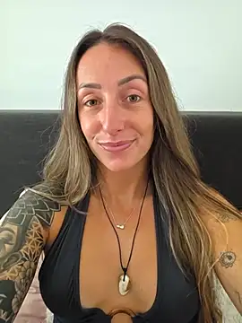 Snapshot of NicoleKaiser chatting on July 17, 2026, 8:22 am NicoleKaiser online show from July 17, 2026, 8:22 am
