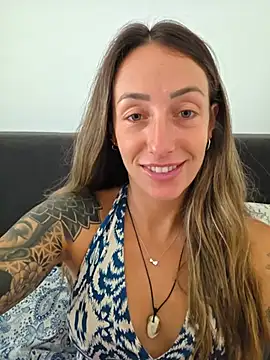 Snapshot of NicoleKaiser chatting on July 15, 2026, 6:31 am NicoleKaiser online show from July 15, 2026, 6:31 am