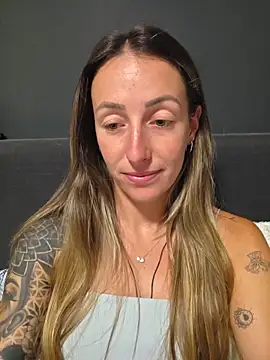 Snapshot of NicoleKaiser chatting on June 10, 2026, 6:09 pm NicoleKaiser online show from June 10, 2026, 6:09 pm