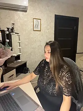 AgathaMyers online show from April 6, 2026, 4:08 pm