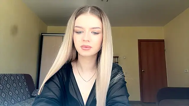 DeettaTolly online show from April 10, 2026, 5:25 am