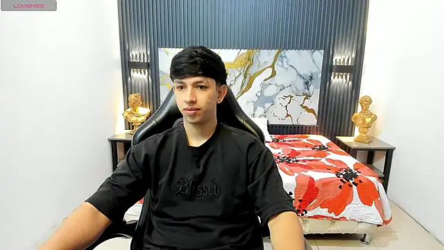 AdrianFranko online show from May 12, 2026, 1:28 pm