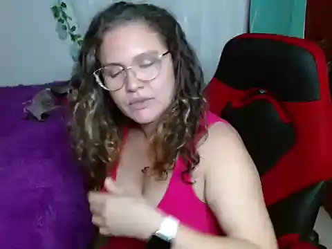 venecasexy45 online show from April 10, 2026, 10:50 pm