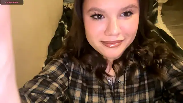 LunaVire online show from March 20, 2026, 3:24 pm