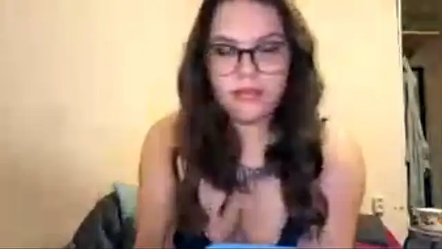 LunaVire online show from April 9, 2026, 4:13 pm