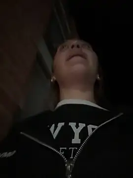 Queen Scatlett online show from April 10, 2026, 1:56 am