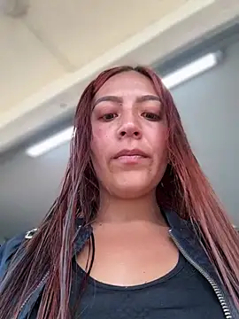 Queen Scatlett online show from April 11, 2026, 11:58 am