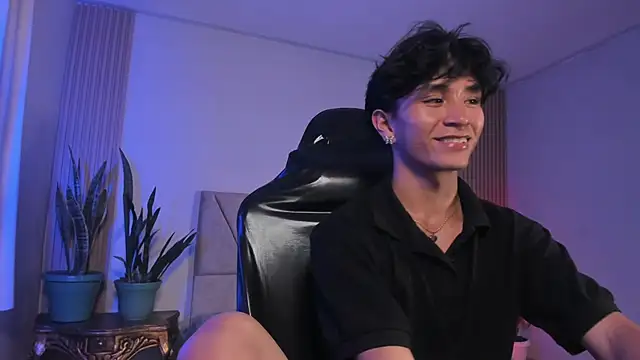 cococumps online show from March 30, 2026, 8:21 pm