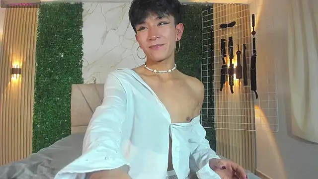 cococumps online show from July 16, 2026, 1:02 am
