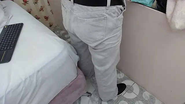 crystal watson0 online show from March 19, 2026, 1:55 pm