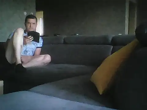 Snapshot of nezinau34 chatting on June 24, 2026, 5:33 pm nezinau34 online show from June 24, 2026, 5:33 pm