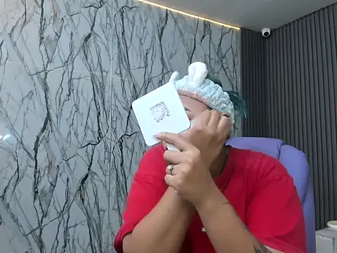 katteyes 20 online show from March 31, 2026, 8:44 pm