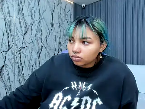 katteyes 20 online show from March 30, 2026, 8:32 pm