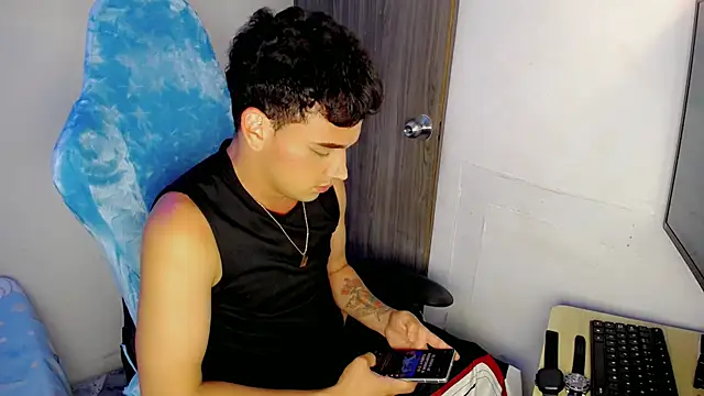 Mathias twinkk online show from March 27, 2026, 8:26 am