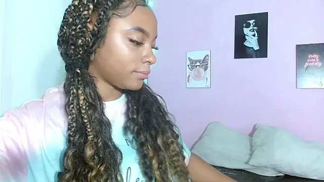 aisha laurent online show from March 19, 2026, 11:54 am