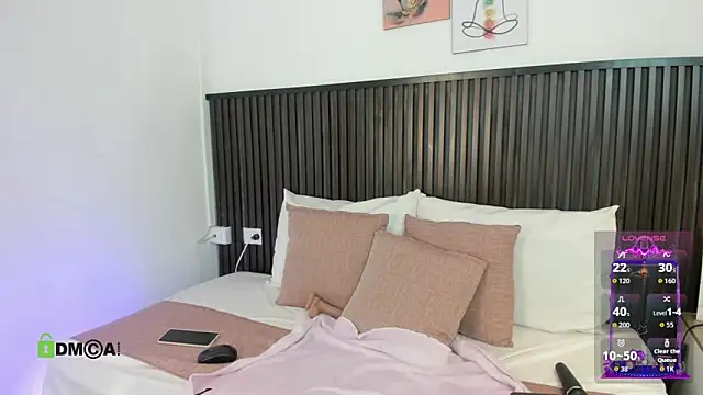 brithany  collins online show from April 17, 2026, 9:17 pm