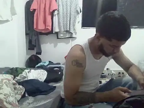 Snapshot of millerthh chatting on May 27, 2026, 2:08 am millerthh online show from May 27, 2026, 2:08 am